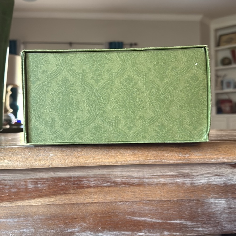 Gucci box - Picture 5 of 7